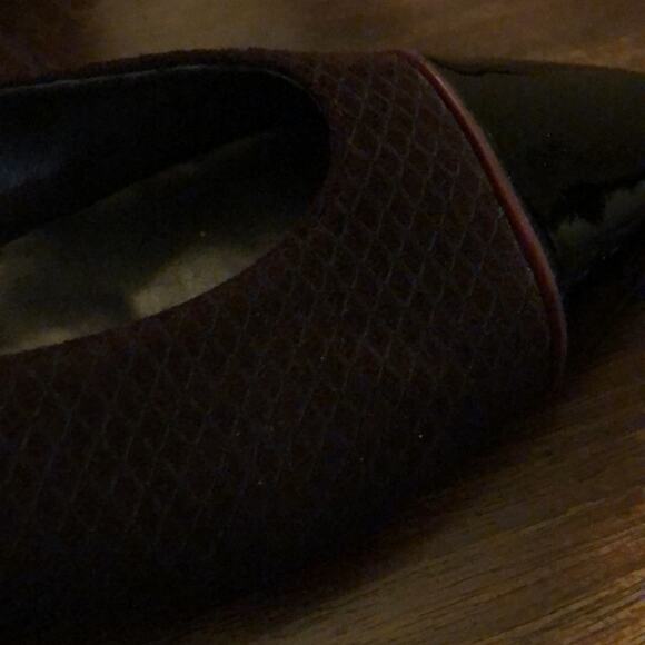 Vaneli Burgundy Preppy Academia Professional Patent Caps Flat Toe Ballet Flats - Picture 14 of 14